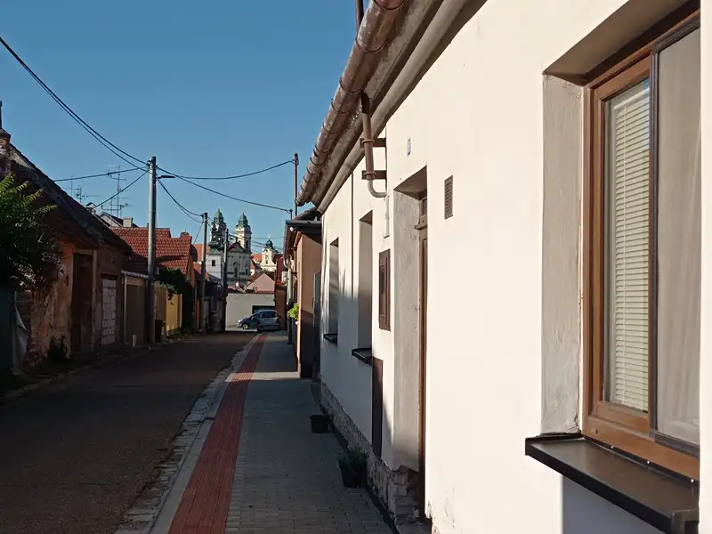 Prodej rodinného domu 120 m², pozemek 219 m², Valtice – náhled fotky 2