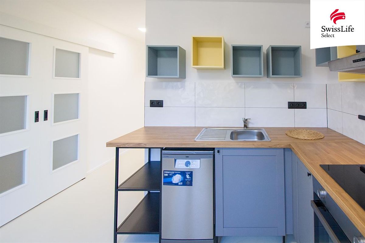 Pronájem bytu 2+1 58 m² – fotografie 3