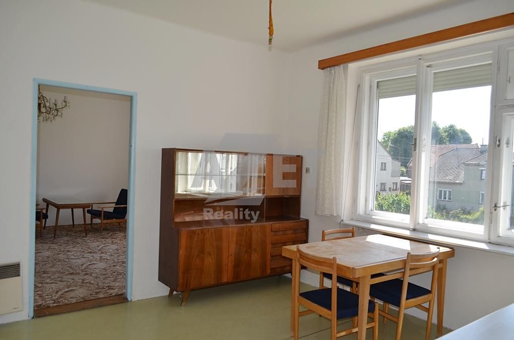Prodej vícegeneračního domu 240 m², pozemek 781 m² – fotografie 4