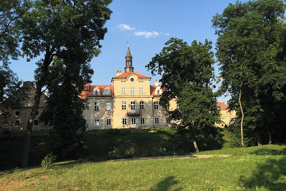 Prodej stavebního pozemku 867 m² – fotografie 2