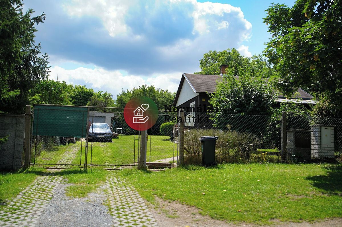 Prodej stavebního pozemku 1384 m² – fotografie 4
