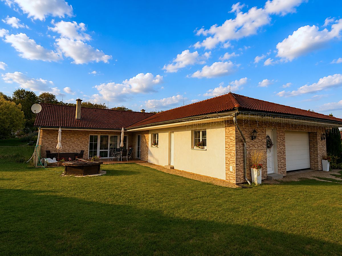 Prodej rodinného domu 214 m², pozemek 1629 m² – fotografie 5