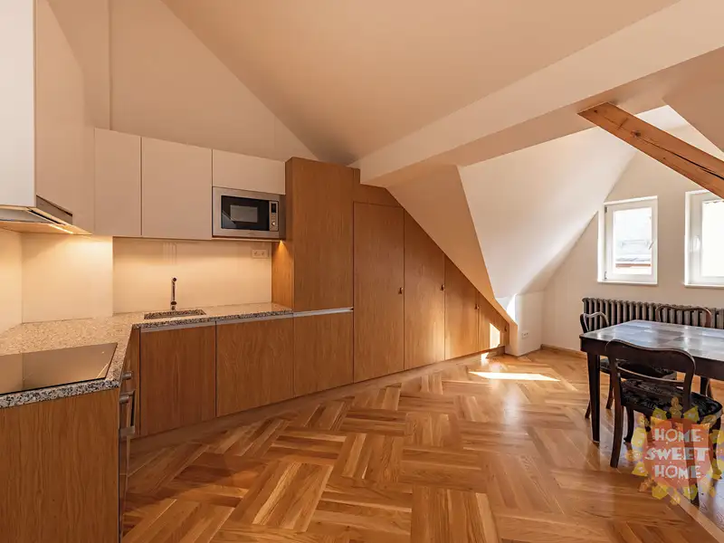 Pronájem bytu 2+kk 86 m², Praha – náhled fotky 3