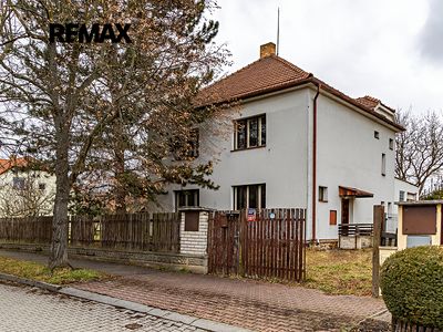 Prodej rodinného domu 235 m², pozemek 1359 m²
