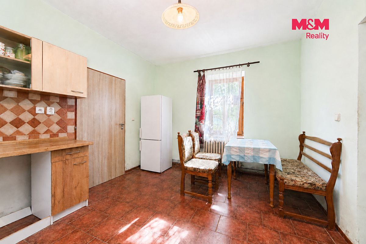 Prodej rodinného domu 100 m², pozemek 414 m² – fotografie 4