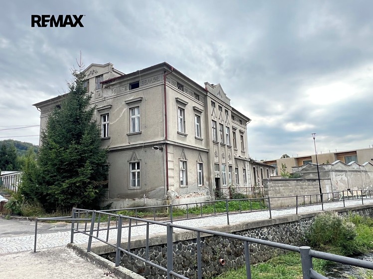 Комерційне приміщення на продаж, 939 м² (3 з 15)