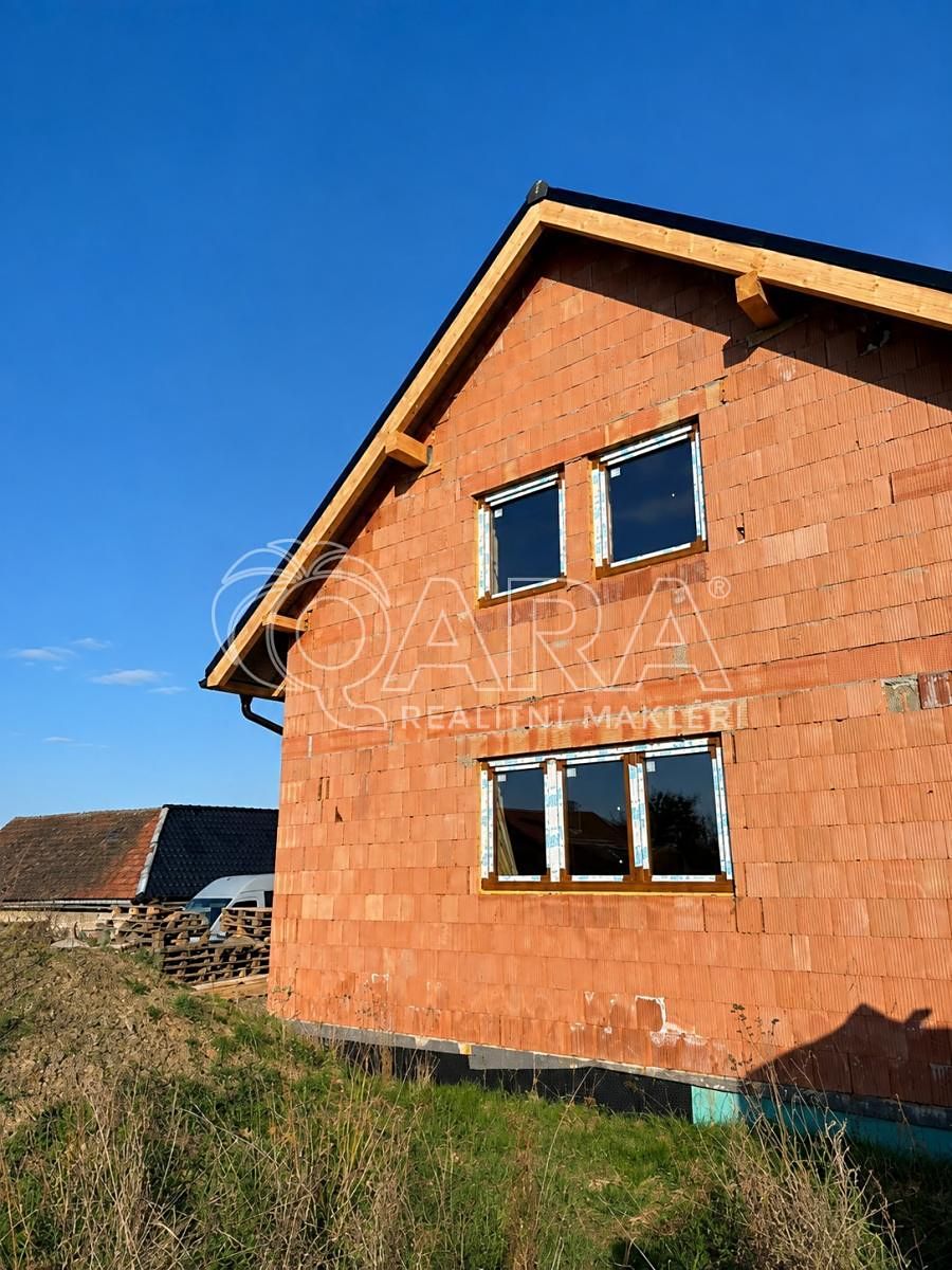 Prodej rodinného domu 120 m², pozemek 850 m² – fotografie 5