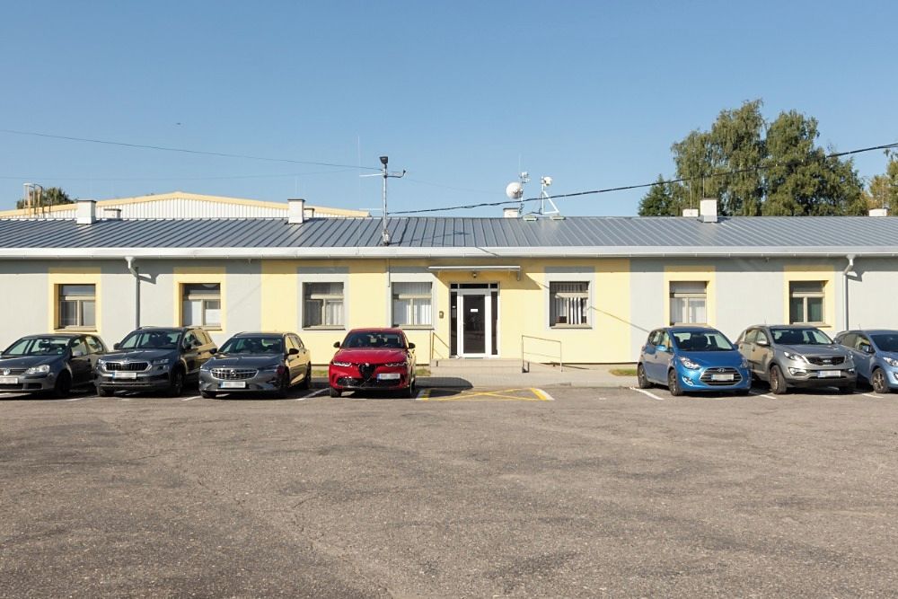 Pronájem kanceláře 16 m², Hradec Králové – fotka 1 z 3
