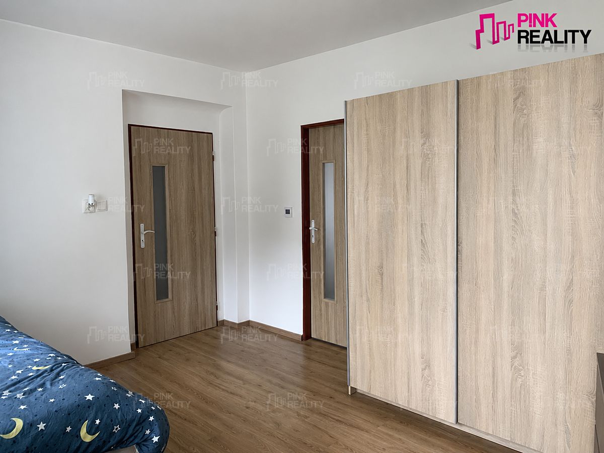 Pronájem bytu 1+1 33 m² – fotografie 4