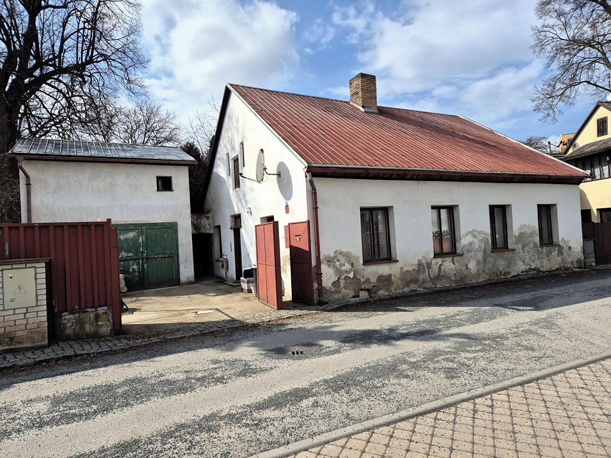 Prodej rodinného domu 87 m², pozemek 592 m²