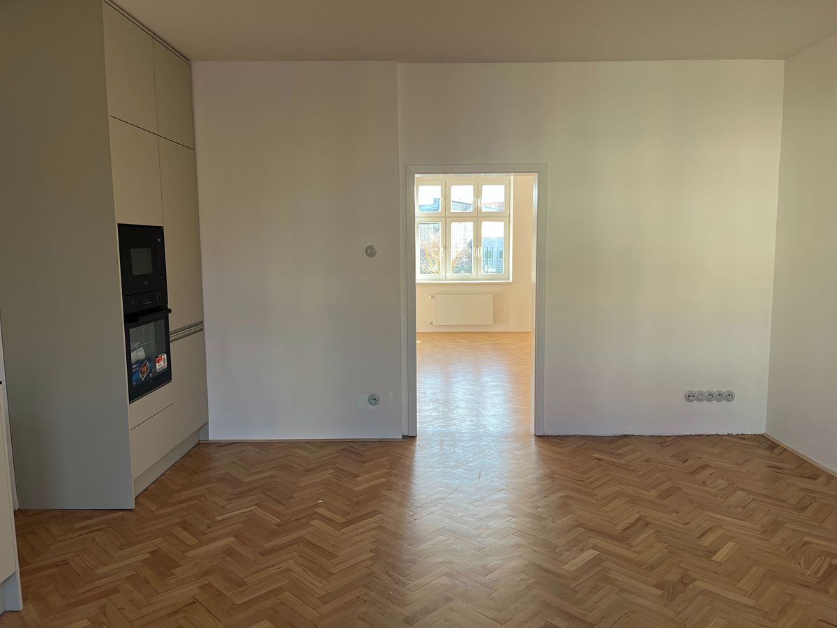 Pronájem bytu 3+kk 80 m² – fotografie 3