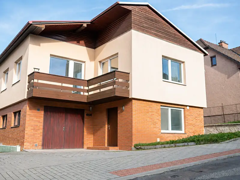 Prodej rodinného domu 250 m², pozemek 709 m², Zlín – náhled fotky 3