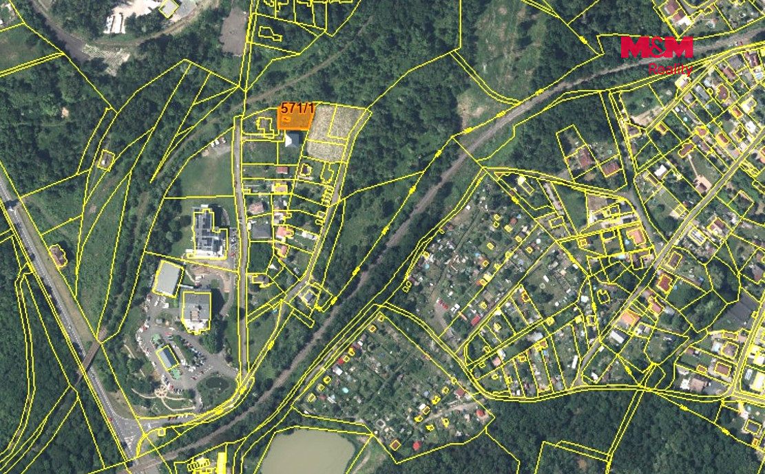 Prodej stavebního pozemku 860 m² – fotografie 5