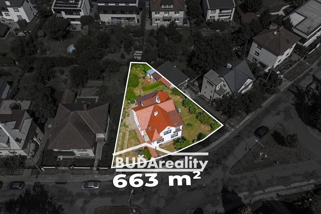 Prodej rodinného domu 249 m², pozemek 663 m² – fotografie 4