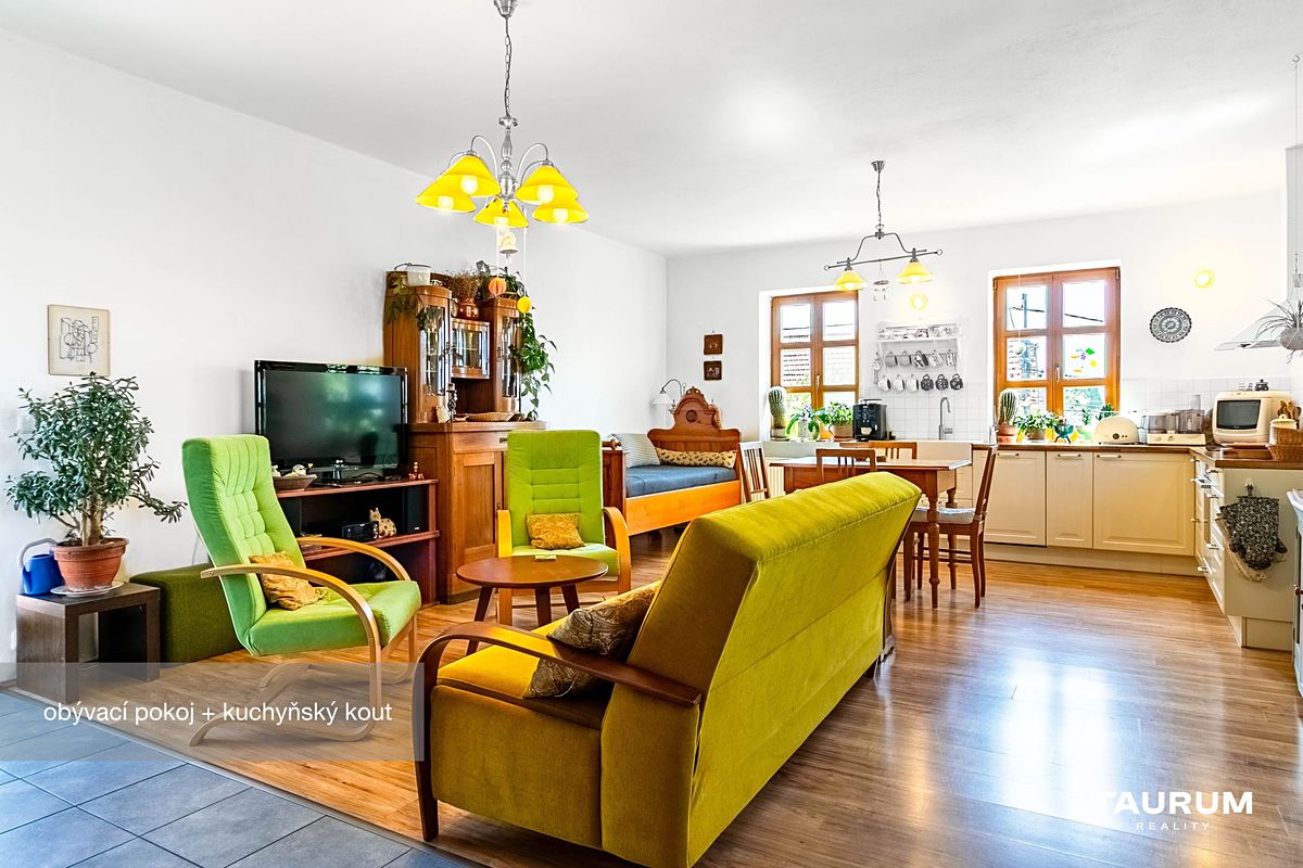 Prodej rodinného domu 97 m², pozemek 2814 m² – fotografie 3
