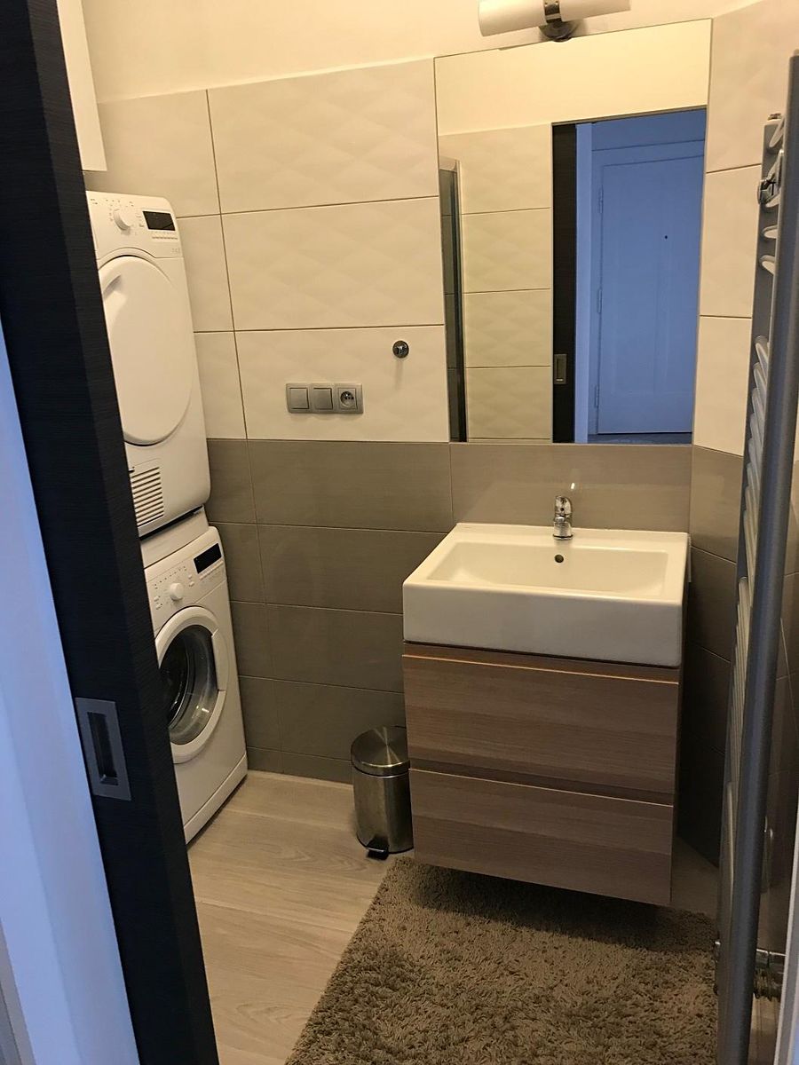 Pronájem bytu 2+kk 50 m² – fotografie 5