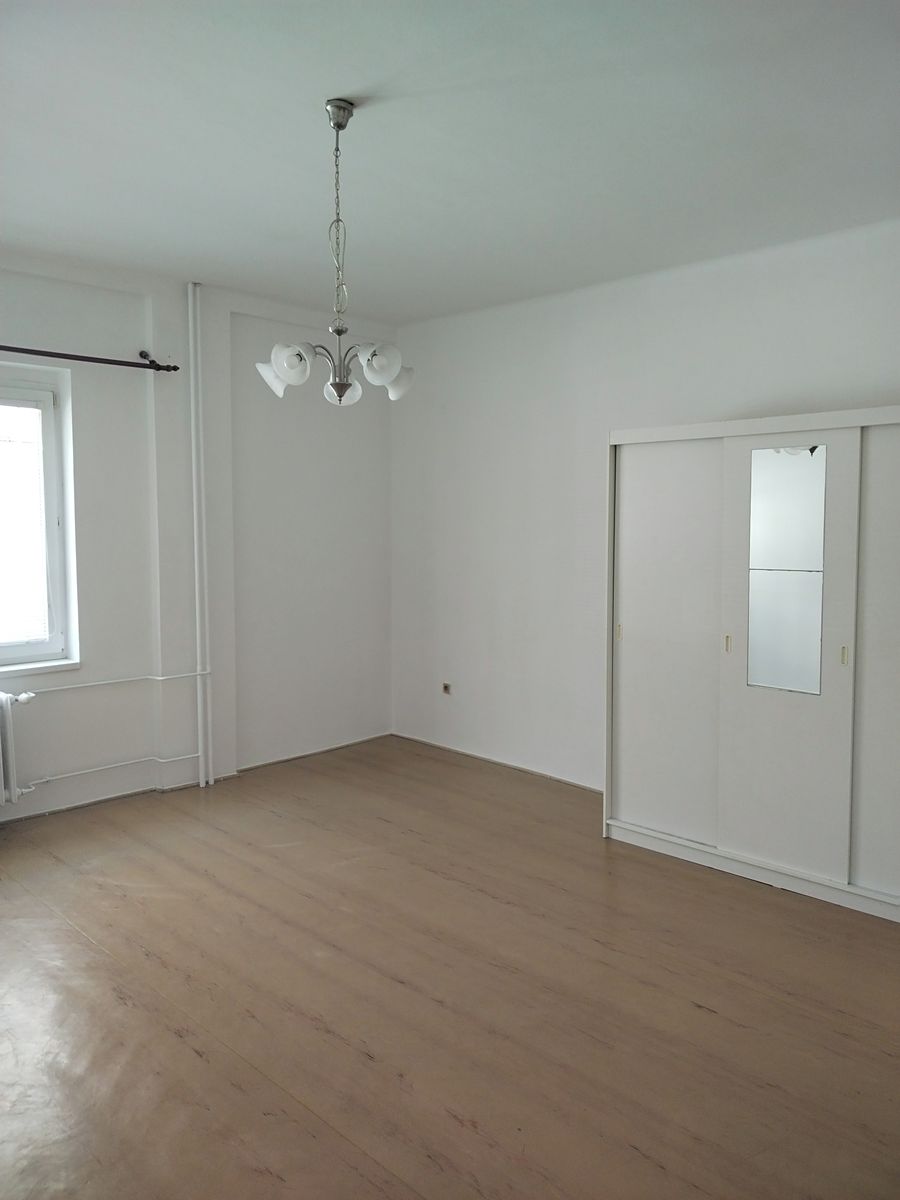 Pronájem bytu 2+kk 45 m² – fotografie 4