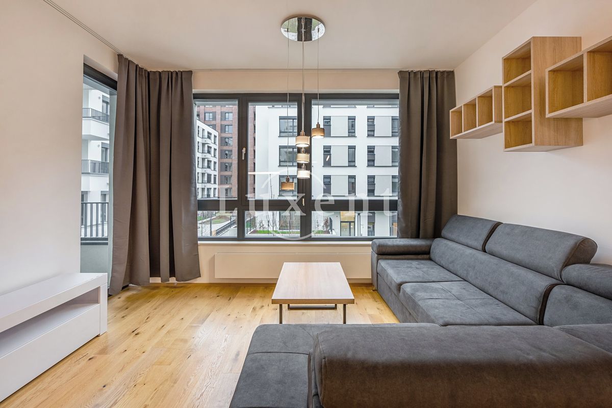 Pronájem bytu 2+kk 61 m² – fotografie 2