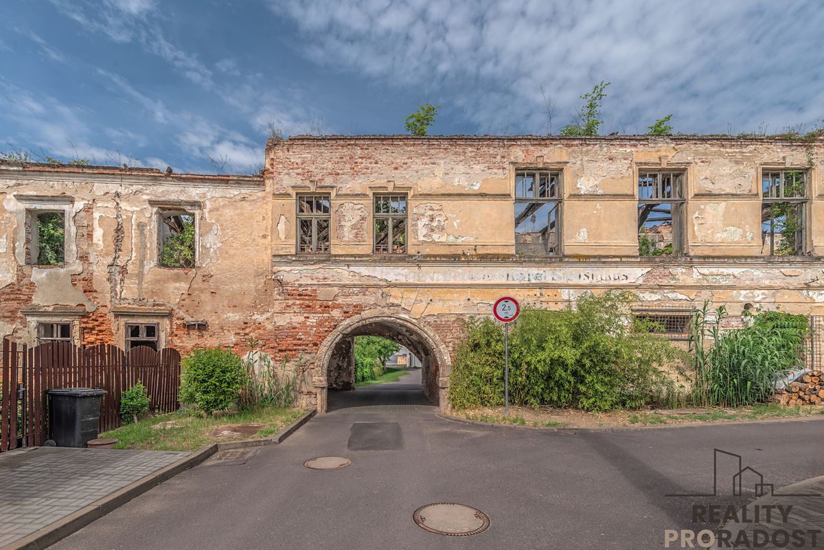 Prodej památky 1100 m², pozemek 1888 m² – fotografie 2