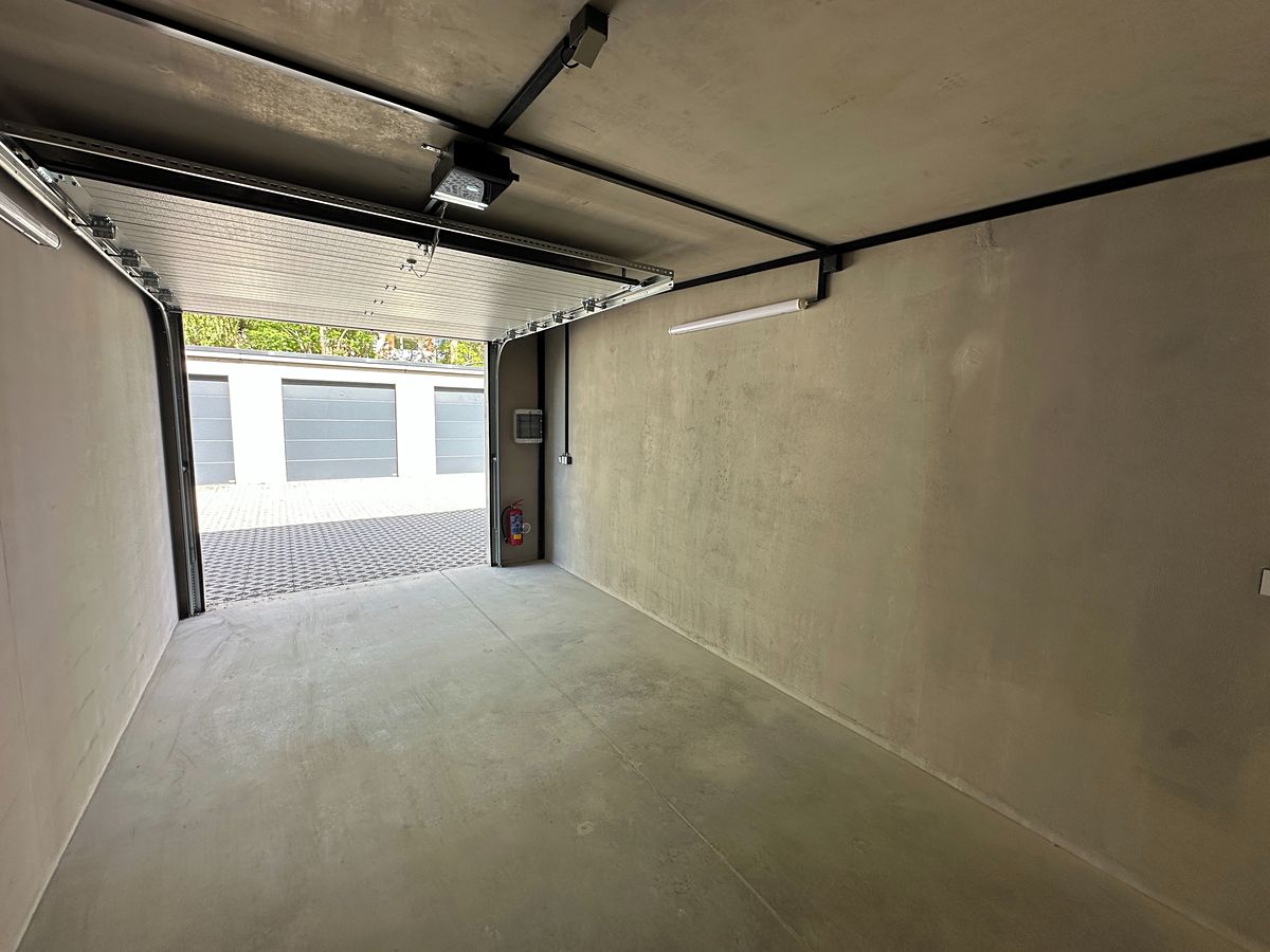 Pronájem garáže 22 m² – fotografie 2