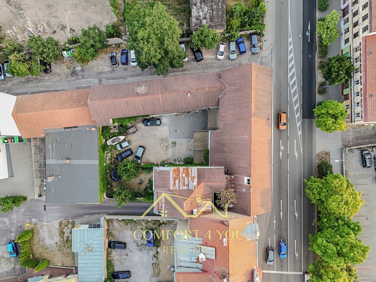 Prodej komerčního prostoru, 1 250 m² (5 z 31)
