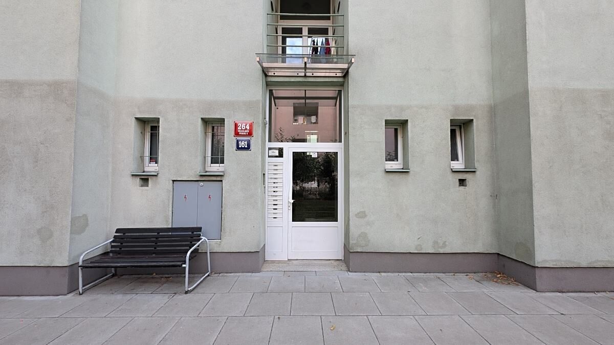 Pronájem bytu 1+1 45 m² – fotografie 2