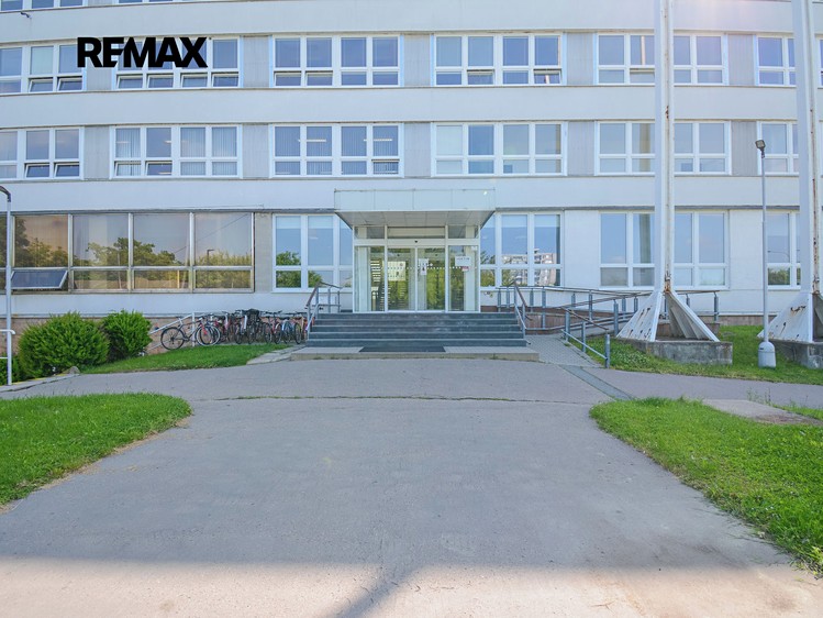 Pronájem komerčního prostoru, 416 m² (11 z 13)