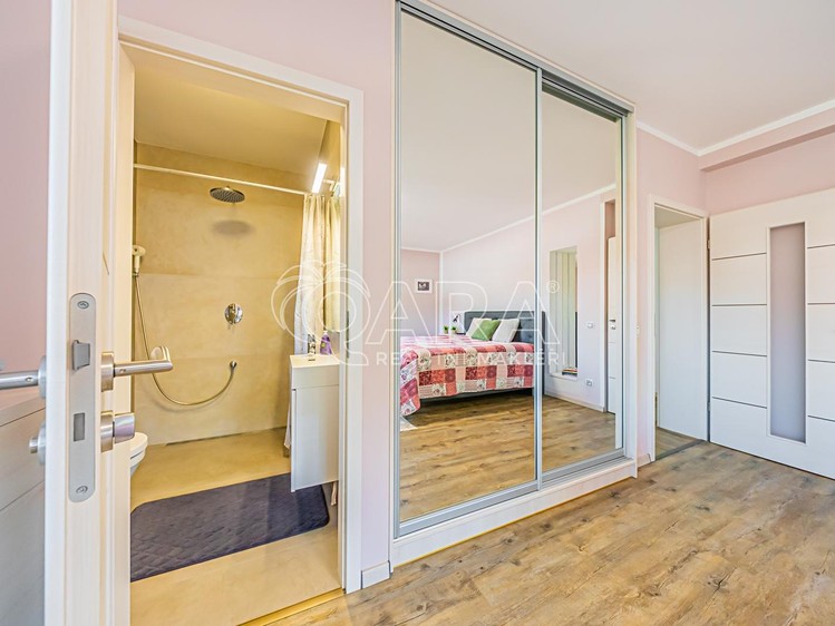 Haus zum Kauf, 328 m² (23 von 36)