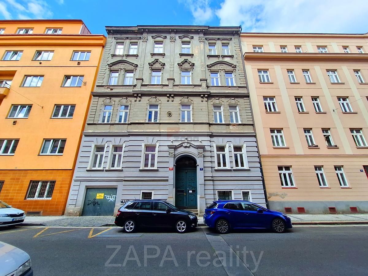 Pronájem bytu 1+1 49 m²