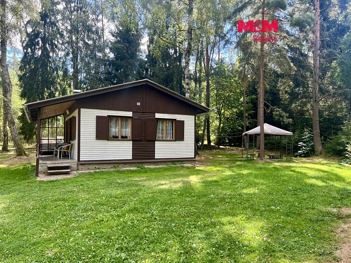 Prodej chaty 40 m², pozemek 400 m²