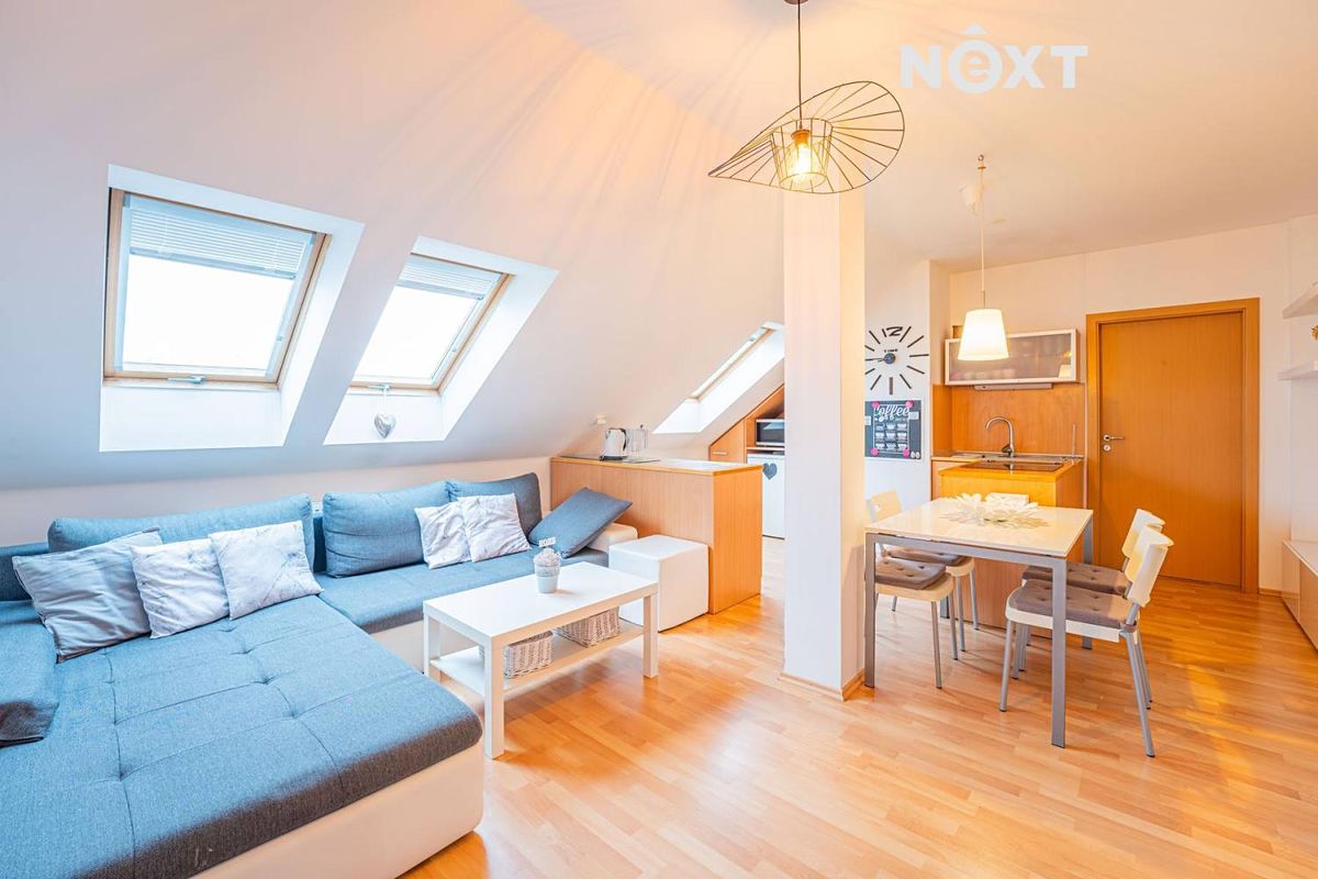 Pronájem bytu 3+kk 67 m²