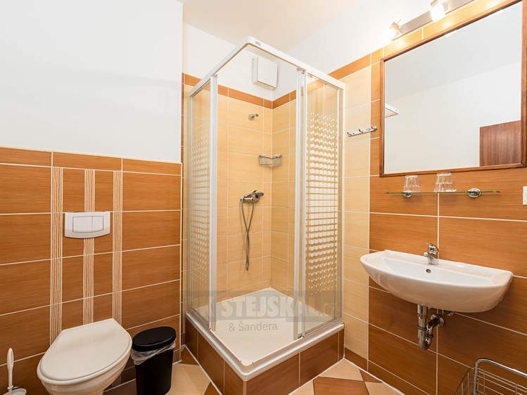 Комерційне приміщення на продаж, 900 м² (19 з 28)