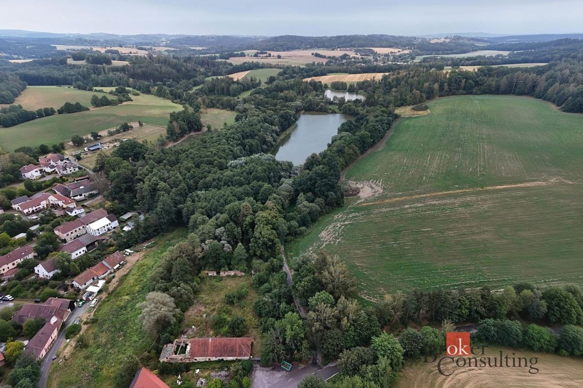 Prodej stavebního pozemku 4500 m²