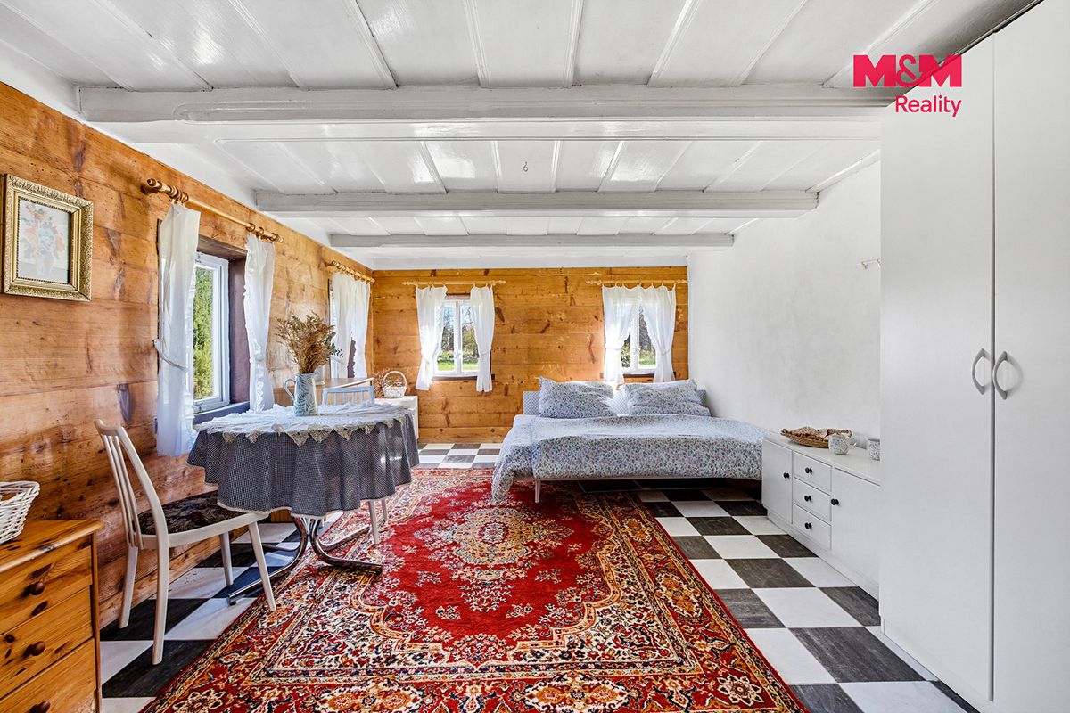 Prodej rodinného domu 110 m², pozemek 2331 m² – fotografie 2