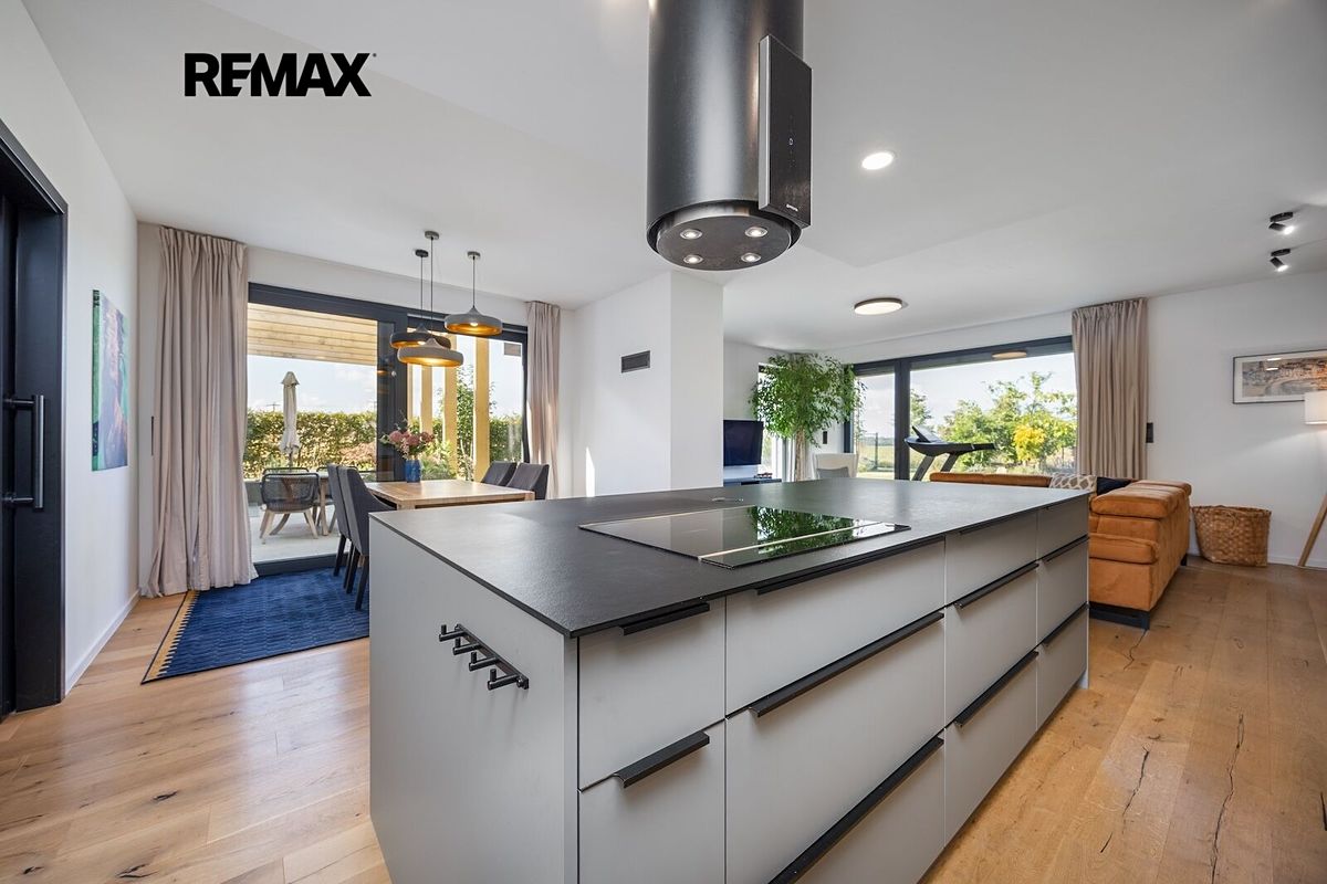 Prodej rodinného domu 177 m², pozemek 827 m² – fotografie 5