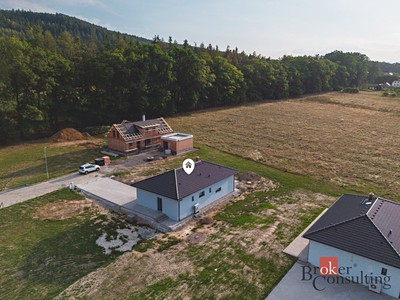 Haus zum Kauf, 137 m² (2 von 34)