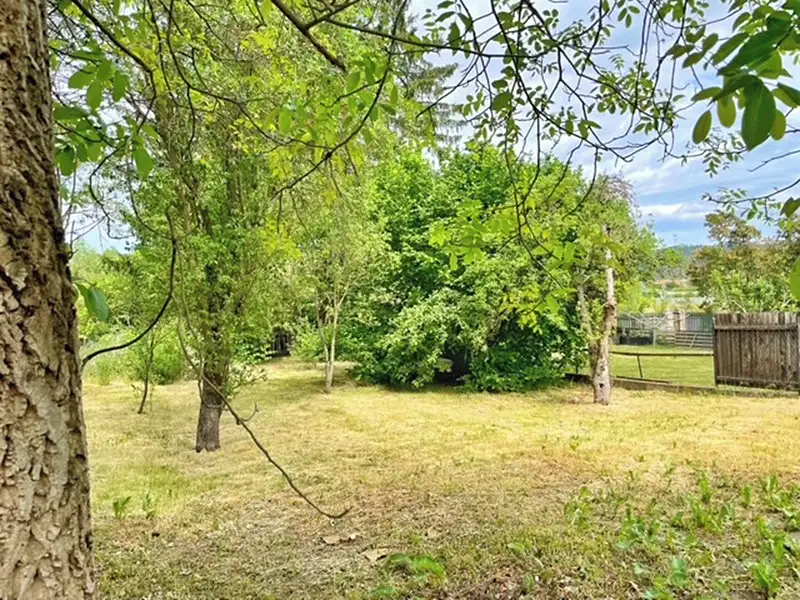 Prodej rodinného domu 90 m², pozemek 755 m², Králův Dvůr – náhled fotky 2