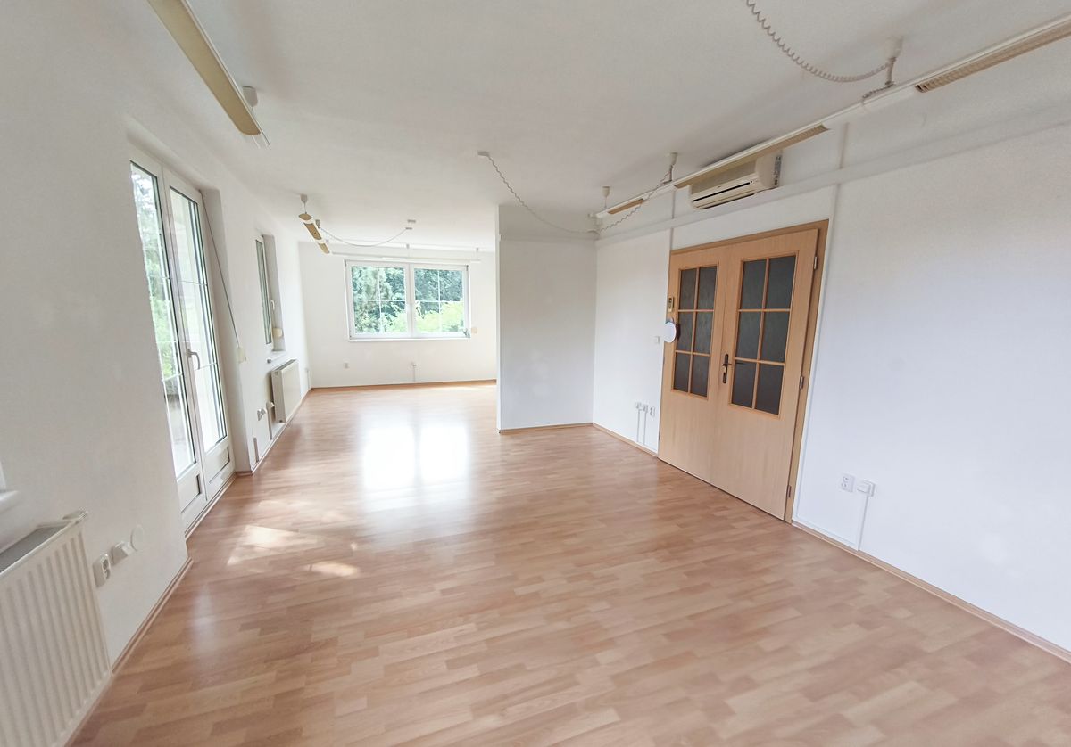 Prodej rodinného domu 190 m², pozemek 611 m² – fotografie 4