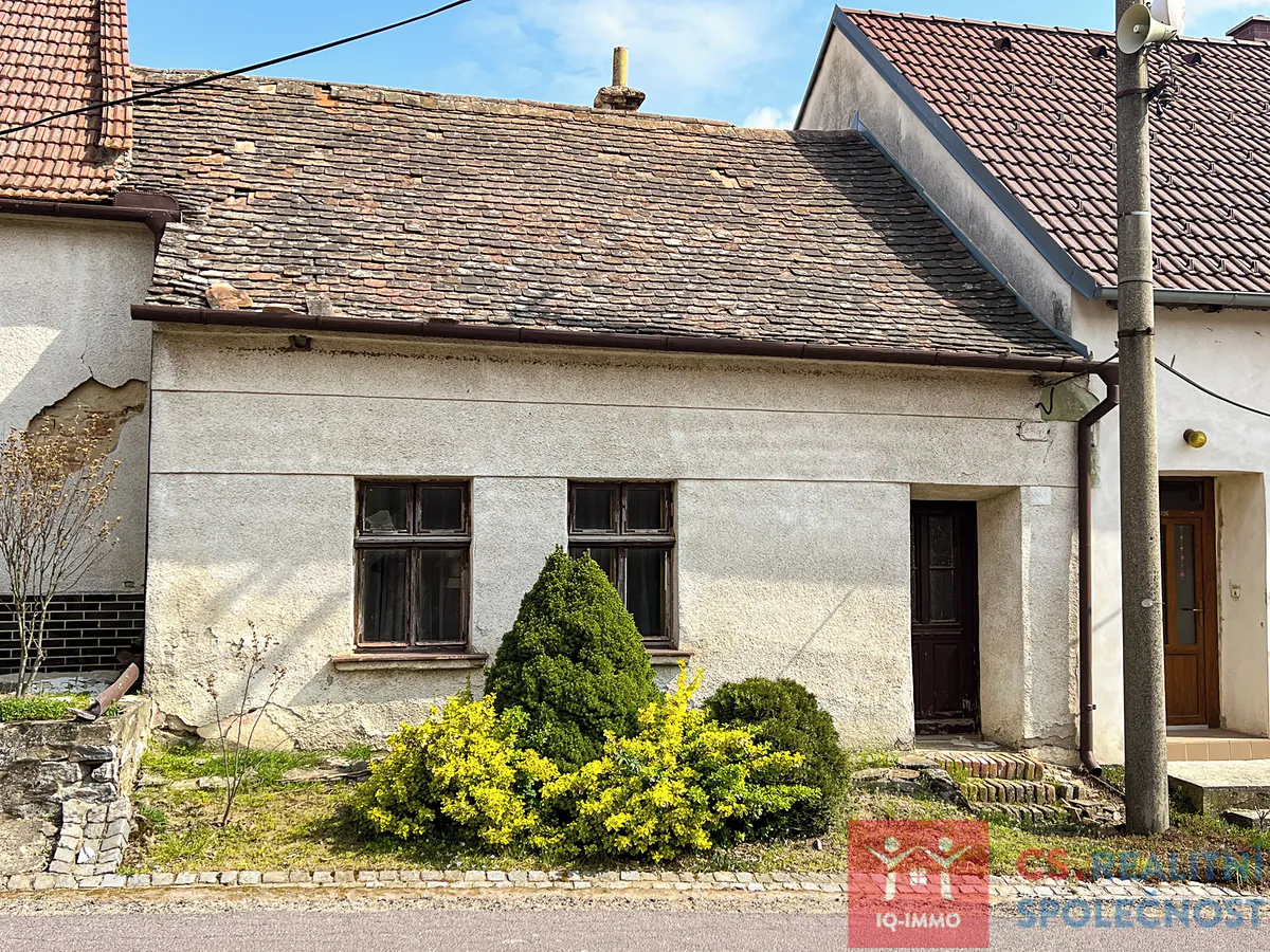 Prodej rodinného domu 38 m², pozemek 215 m²
