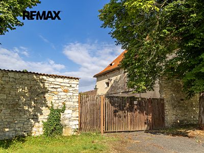 Prodej zemědělské usedlosti 2500 m², pozemek 6610 m²