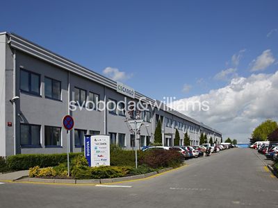 Pronájem skladového prostoru 3935 m²
