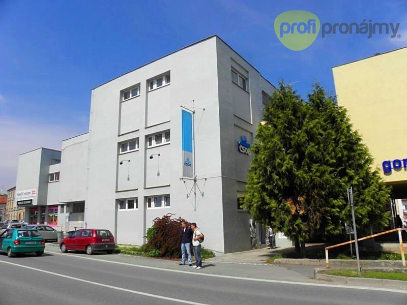 Pronájem obchodního prostoru 146 m² – fotografie 2