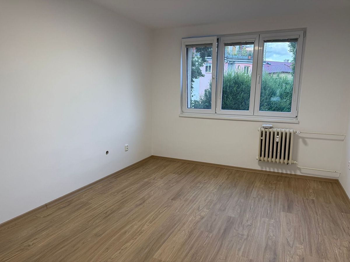 Pronájem bytu 2+kk 57 m² – fotografie 5