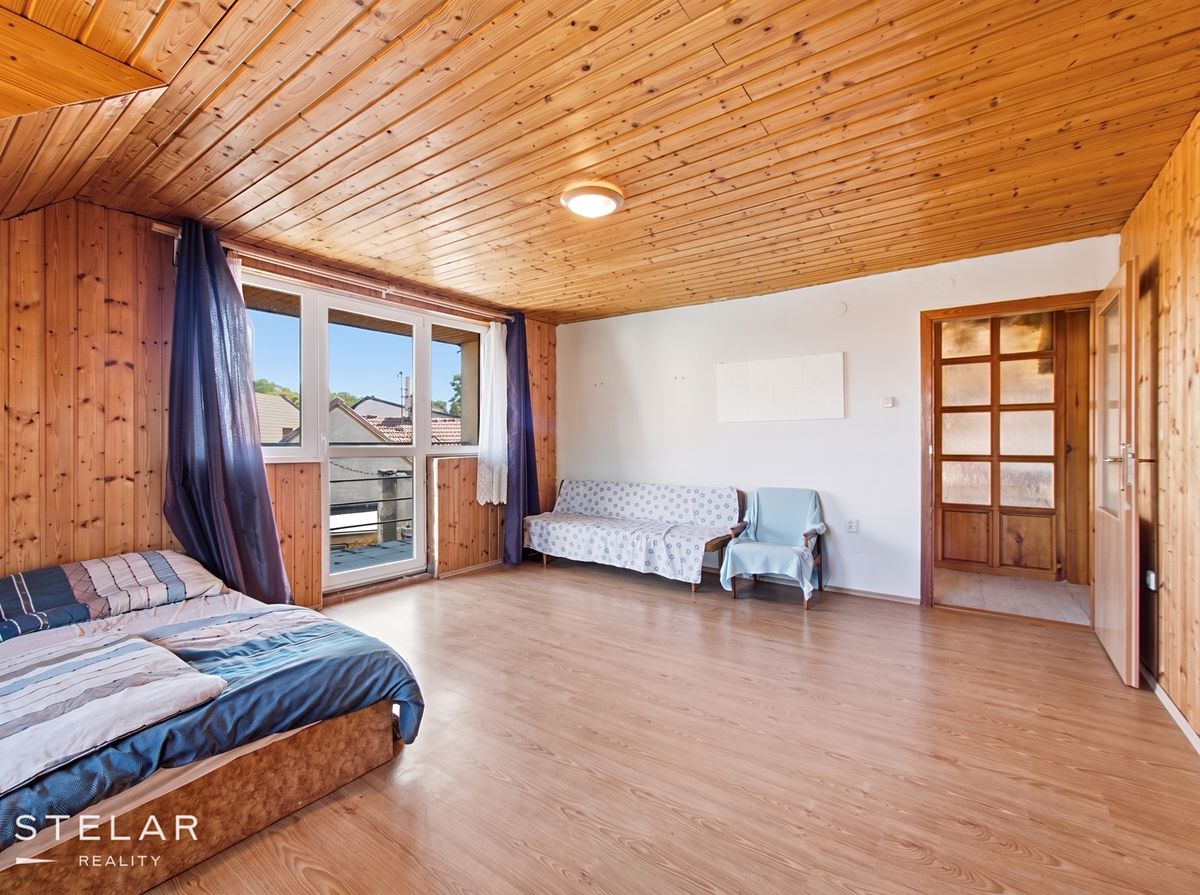 Prodej rodinného domu 189 m², pozemek 308 m² – fotografie 2