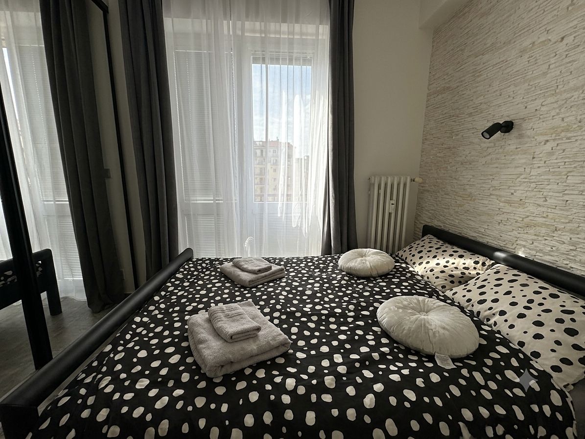 Pronájem bytu 2+kk 30 m² – fotografie 3