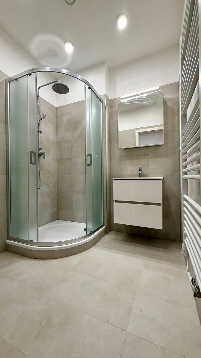 Pronájem bytu 2+kk 64 m² – fotografie 2