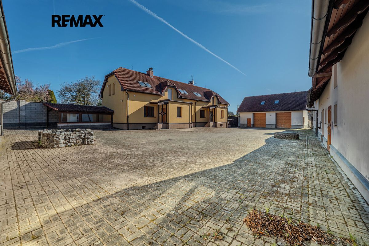 Prodej rodinného domu 1145 m², pozemek 5268 m² – fotografie 2