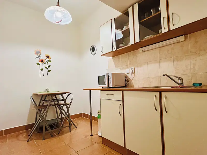 Pronájem kanceláře 16 m², Hradec Králové – náhled fotky 3