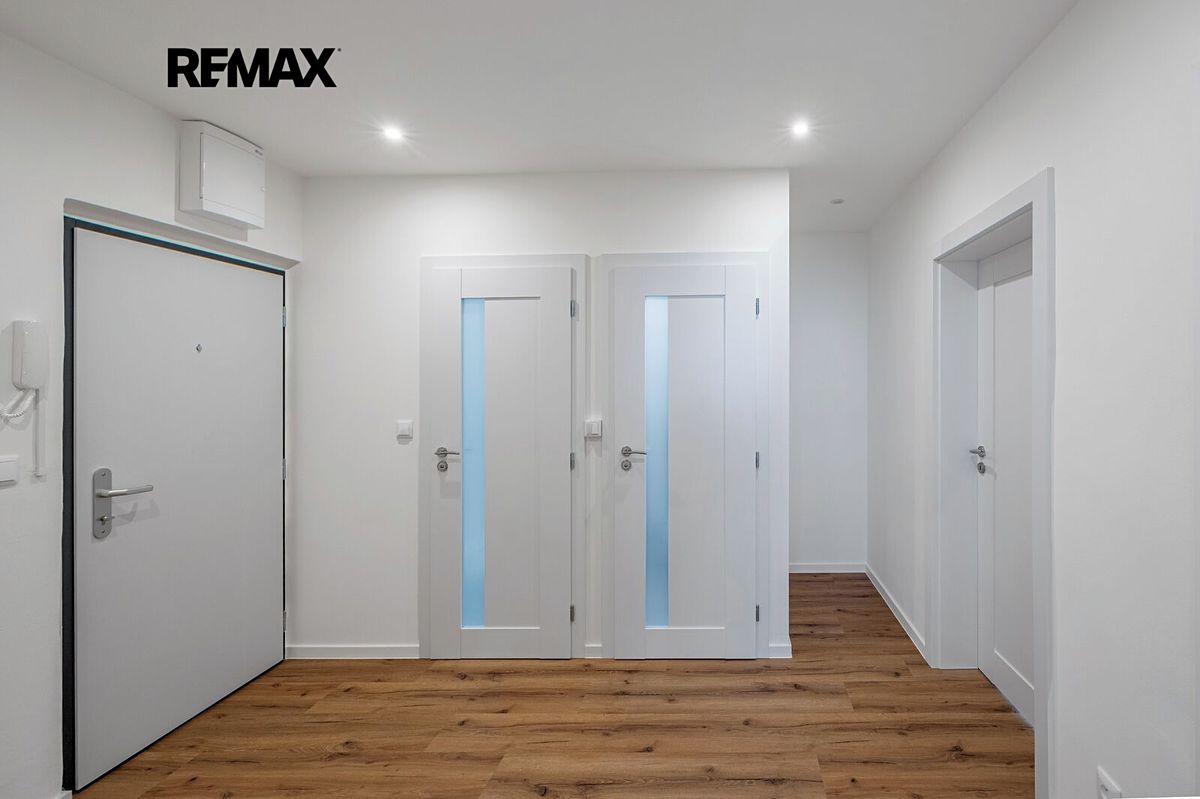 Pronájem bytu 3+1 65 m² – fotografie 4