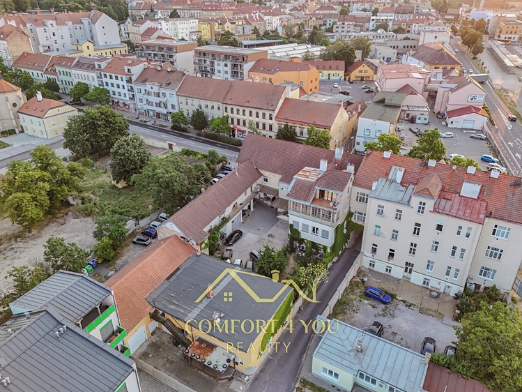 Prodej komerčního prostoru, 1 250 m² (8 z 31)